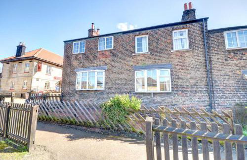 3 Bed in Grosmont oc-wa060 - Foto 1