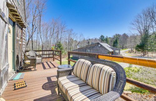 Rustic Searsport Cabin Loft and Sunroom on 10 Acres - Foto 24