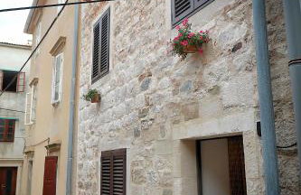 Old town house - Photo 5