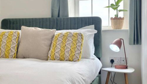 Stylish Penzance Apartment 2 Beds & Balcony - Foto 3