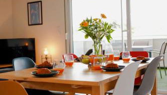 Lumimizan- Spacieux, grand balcon, wifi, lac et plage - Foto 1