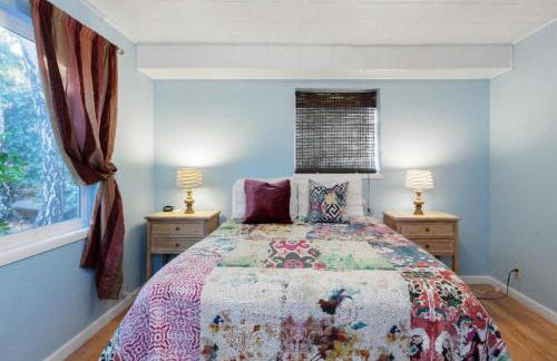 Large 1 Bedroom Apartment, Home Theater, Fireplace - Foto 7