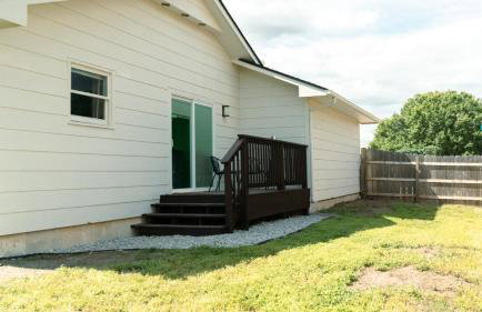 Lockmoor Landing 4BR Family Home with Office, Firepit & Large Backyard - Photo 9