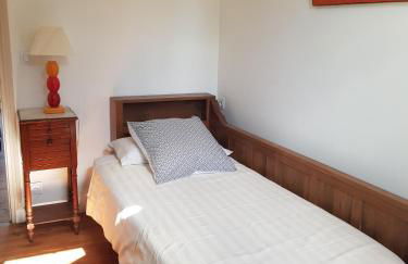 GITE chez mamie - 7 personnes A SAINTE LIVRADE SUR LOT - Foto 13