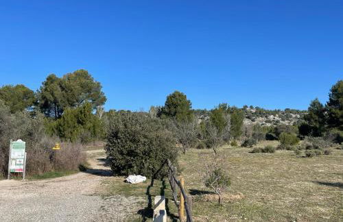 La Tiny House des Oliviers et son jacuzzi - Foto 17