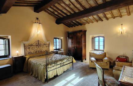 Borgo Storico Cisterna - Photo 47