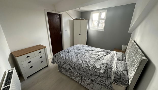 Captivating 1-bed Apartment in Birmingham - Foto 2, Habitación