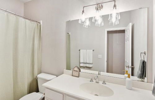 Family Fun Retreat- Pool & Entertainment Haven! home - Foto 20