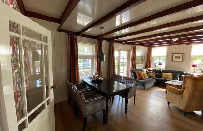 Nicely Decorated Villa with Garden near Sea - Foto 18