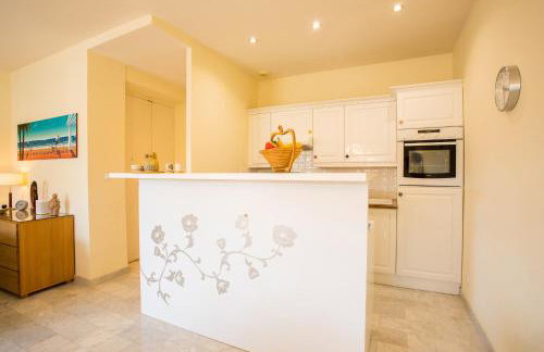 LE FOCH AP4244 By Riviera Holiday Homes - Foto 6