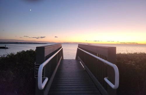 Beach Side Cottage in Narragansett - Photo 15