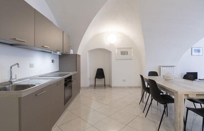 2 bedroom Apartment in San Bartolomeo al Mare - Photo 8