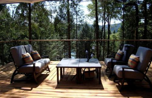 Stunning and Secluded Lakeside Getaway in the Grass Valley of California - Foto 7