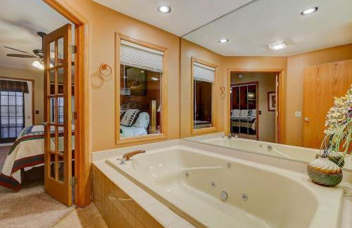 Brown Family Condo for Families Golf Trips and Girls Getaways - Foto 22