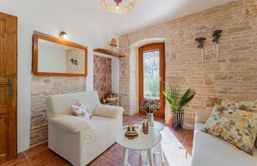 Traditionelle Steinfinca mit Spielbereich, Babybett, Waschmaschine, Liegen - Foto 10