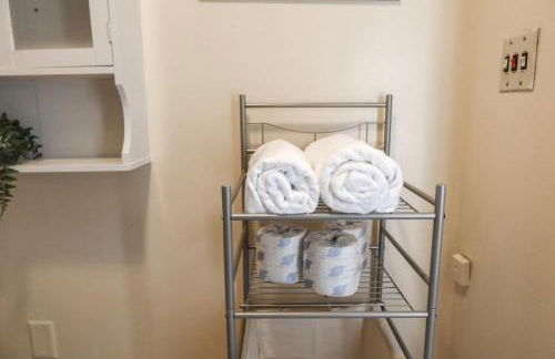 Cozy Attic Studio for 2 5min to NYC Train Station - Foto 22