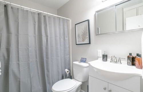 Enchanting Forestwood Retreat - Foto 32