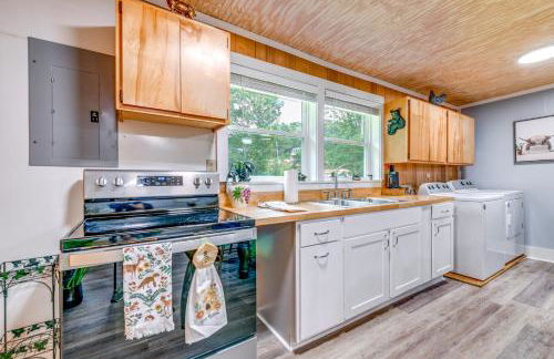 2 Mi to Ski Sapphire Pet-Friendly Cashiers Cabin - Foto 10