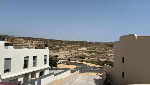 Chalet Adosado El Medano - Foto 4