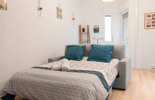 Spacieux T2 au centre ville avec parking et climatisation - Foto 7