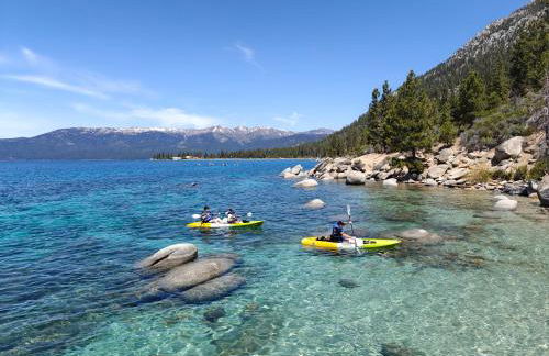 3BR Condo Near Lake & Skiing - Foto 24