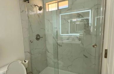 New! Modern 4BR max 12 ppl, 5 mins to everything! - Foto 29