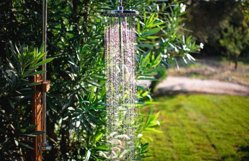 Klaritz Luxury Suites - Photo 7