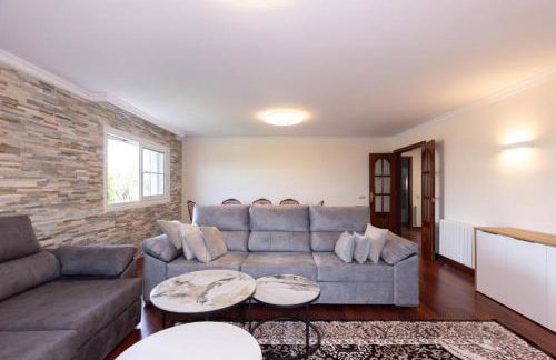 Golden Villa - Photo 25