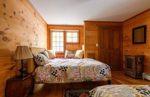 Elegant 7BR Estate with Pool & Hot Tub in Berkshires - Foto 57