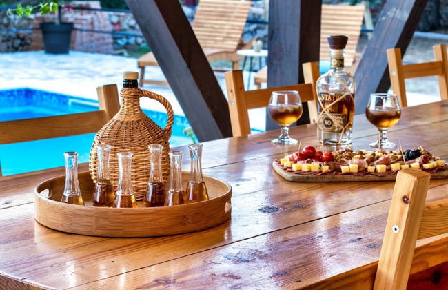 Vintage Winehouse Backov - Foto 42