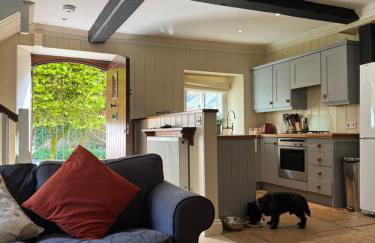 Cosy Cottage Overlooking Malmesbury Abbey - Foto 7