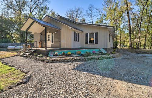 Riverfront Heaven on the White with Covered Patio! - Foto 1