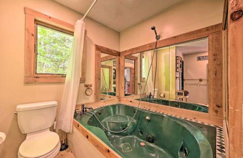 Remote Cabin with Fire Pit 3 Miles to Stowe Mtn! - Foto 14