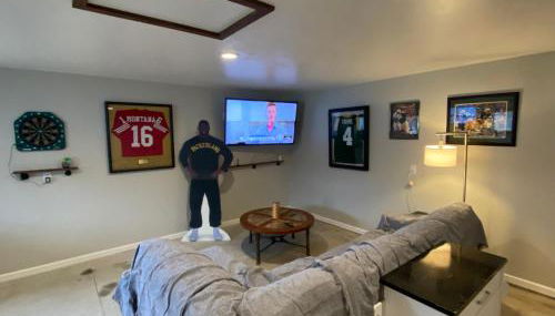 Green Bay Packer Game House or Resch Expo less than 1 mile from Lambeau Field - Foto 4