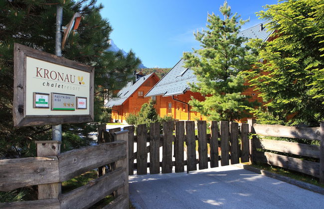 Kronau Chalet Resort - Photo 40