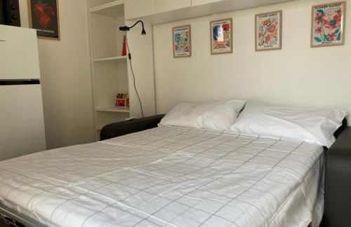 Monolocale con ampio terrazzo - Foto 4