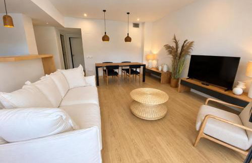 Apartamento nuevo, equipado y decorado con estilo - Photo 15