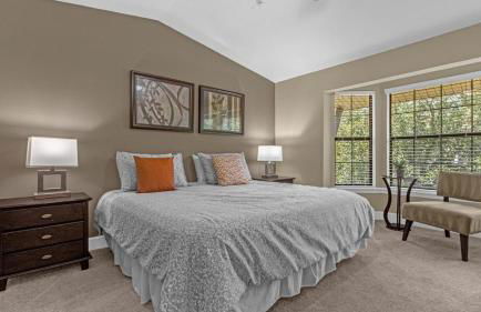 Sun, Fun & Summer Getaway - TownHome by Disney! - Photo 2