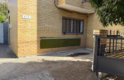 Charming Apartment with FREE Parking -Small cars only- and private patio at Plaza de España by OCityzen - Foto 23