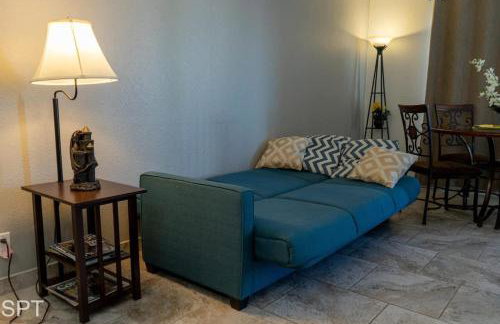 Luxe 1 Bedroom House with Pool - Gulfview II unit 410 - Photo 14
