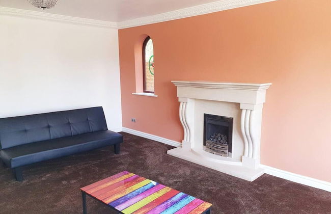 Lovely 4-bed , 3 Bath Villa in Bolton, Manchester - Foto 14