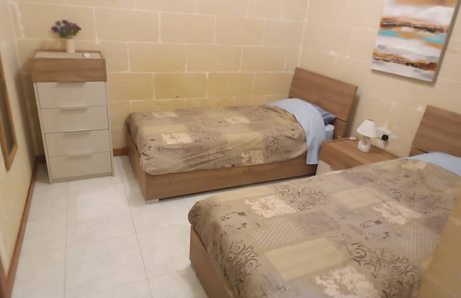 Sea and Country View 1st Floor Apartment - Foto 6