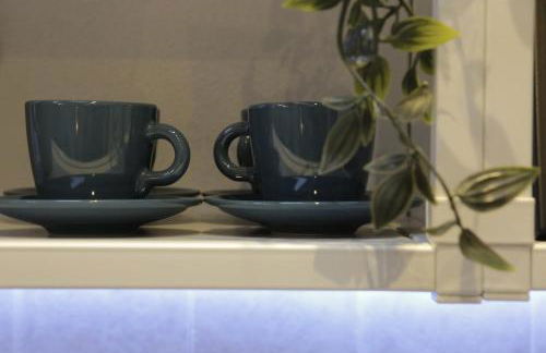 Midnight blues for 3 people near the airport - Foto 13