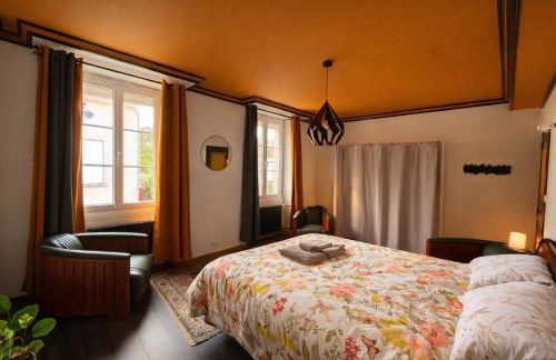 Gîte du RELAI du Château - Parc Oriental - Puy du Fou - Foto 6