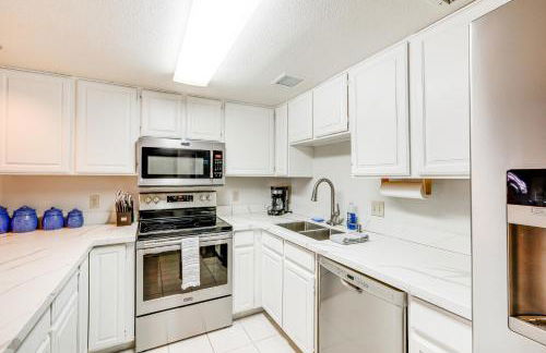 Cozy Flagstaff Retreat with Balcony and Mtn View! - Foto 8