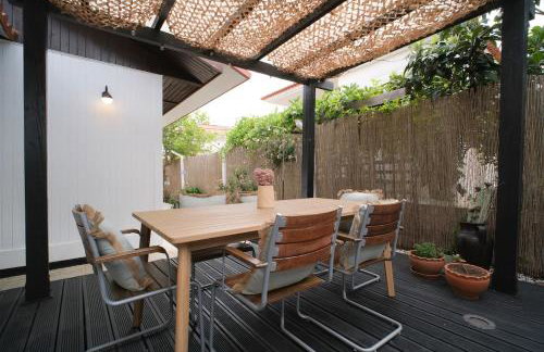 The Wooden House near the beach - Foto 6