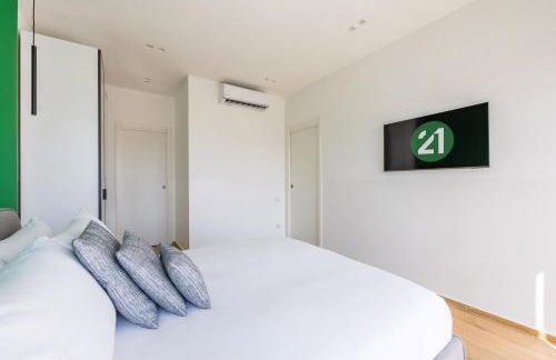 At Twenty-One - New Apt EXCLUSIVE PANORAMIC Views! - Foto 23