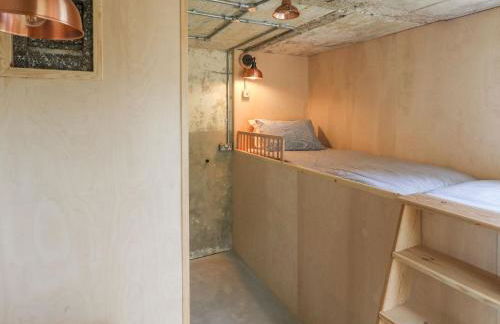 The Transmitter Bunker - Photo 19