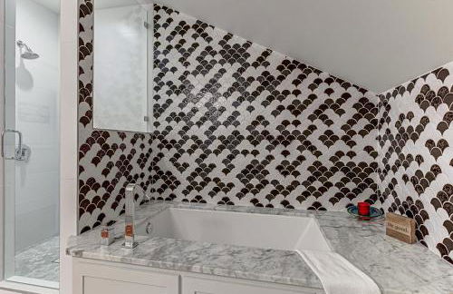 Immaculate Waterfront Family Home for 16 w Private Dock - Foto 82