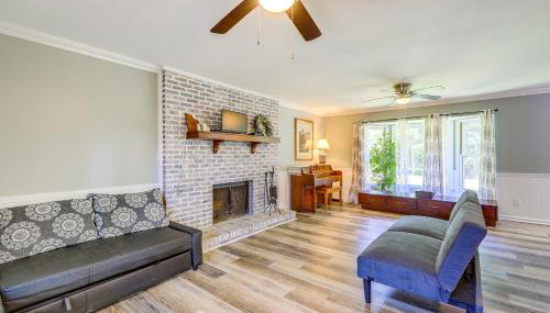 Dog-Friendly Fayetteville Home with Fenced Yard! - Foto 5